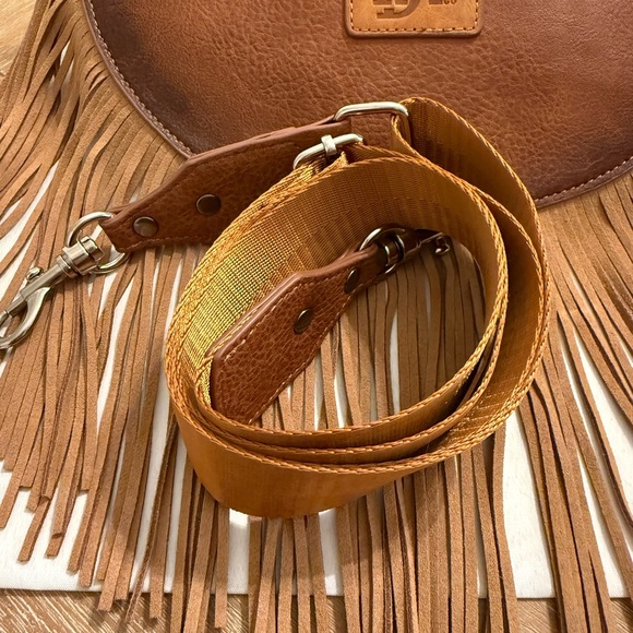 Red Dirt Hat Co. Bag - Picture 6 of 7
